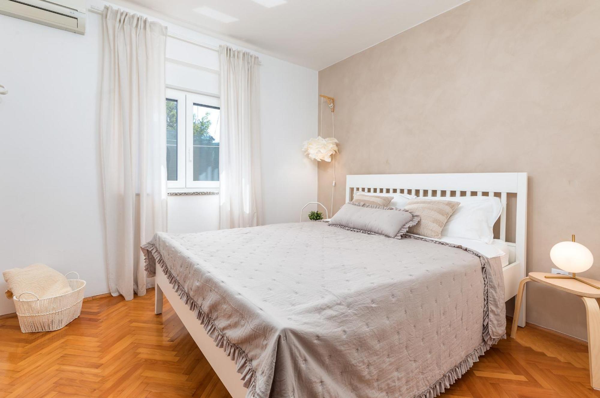 Apartment Tesic Close To The Sea With Shared 4Xbicycles Fazana Bagian luar foto